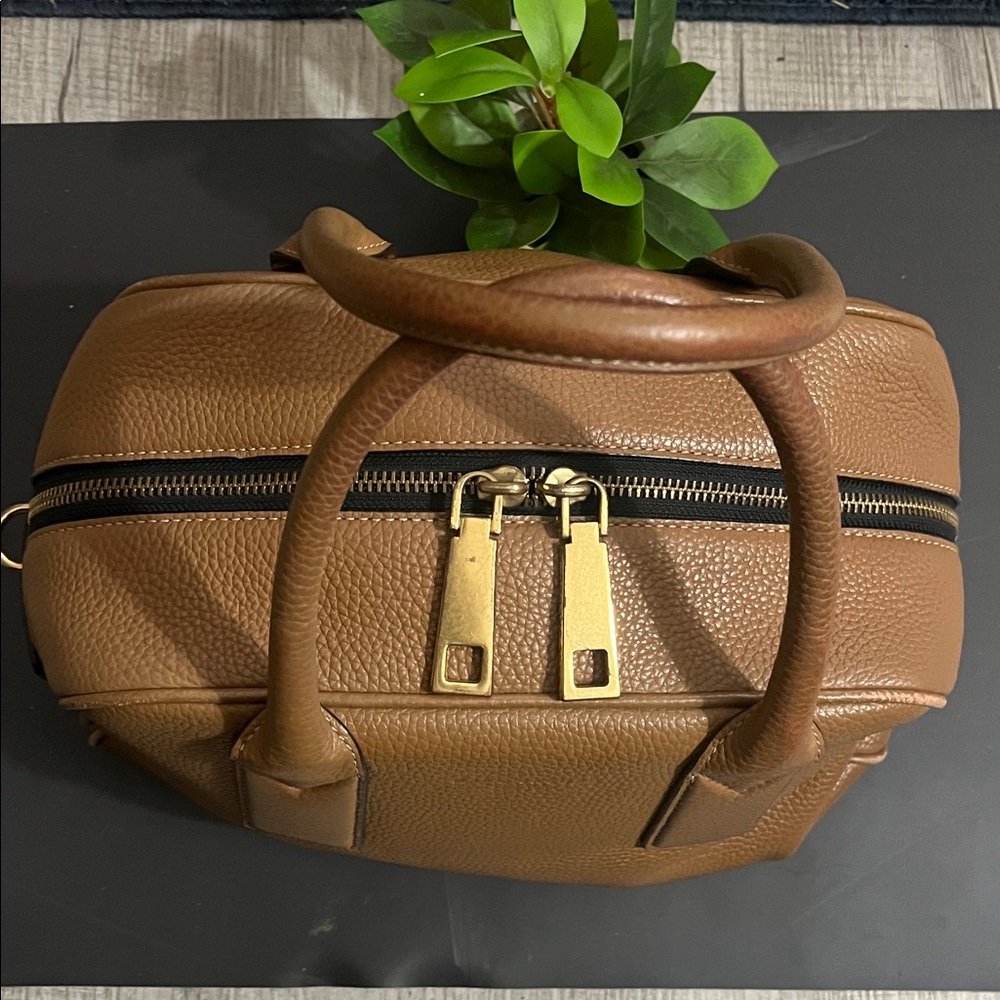 Marc Jacobs Tan Leather Satchel Bag - Picture 2 of 16
